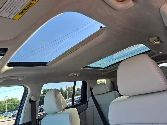 used 2025 Hyundai SANTA FE HEV car, priced at $44,000