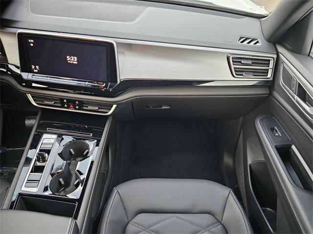 new 2026 Volkswagen Atlas Cross Sport car, priced at $43,299