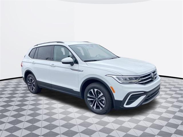 new 2024 Volkswagen Tiguan car, priced at $30,074