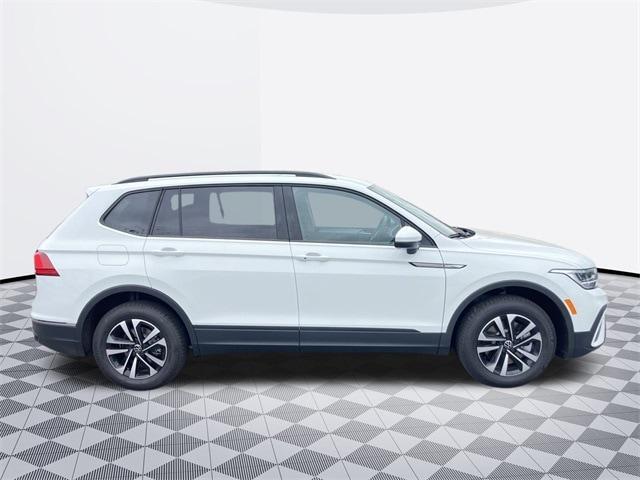 new 2024 Volkswagen Tiguan car, priced at $30,074