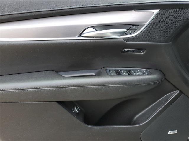 used 2019 Cadillac XT5 car, priced at $21,000