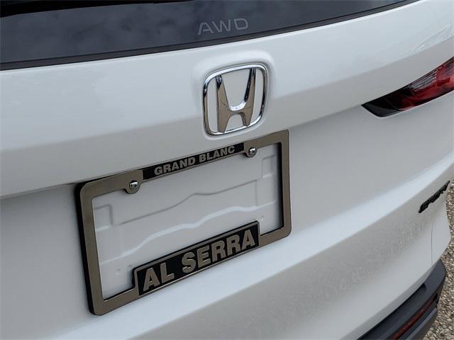 new 2026 Honda CR-V Hybrid car, priced at $40,575