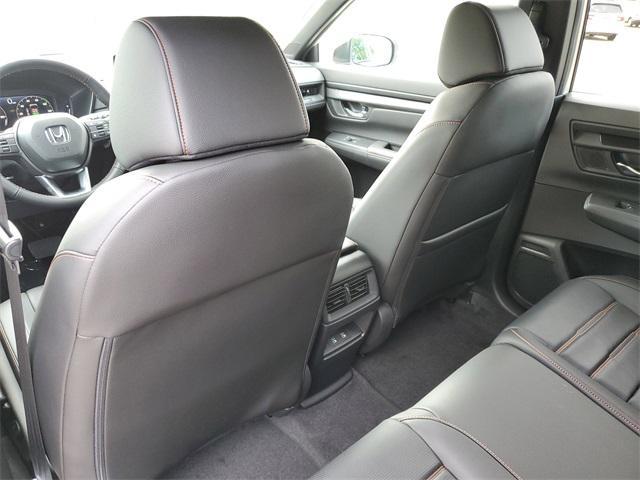 new 2026 Honda CR-V Hybrid car, priced at $40,575