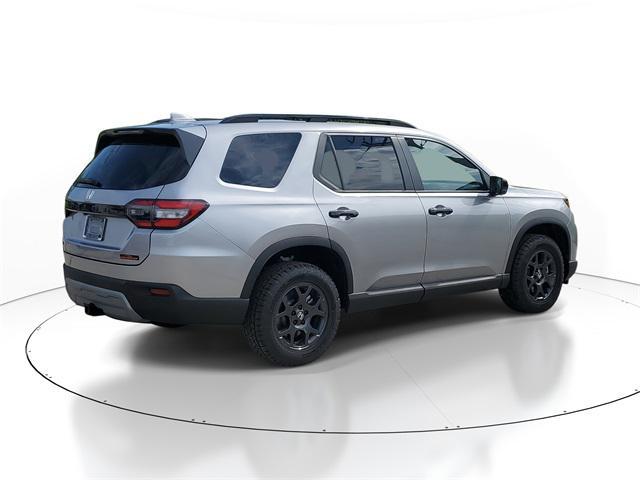 new 2025 Honda Pilot car, priced at $47,888