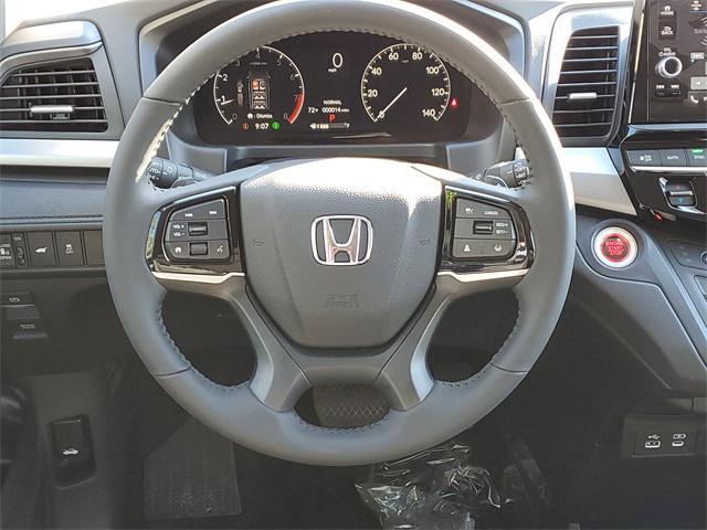 new 2026 Honda Odyssey car, priced at $43,650