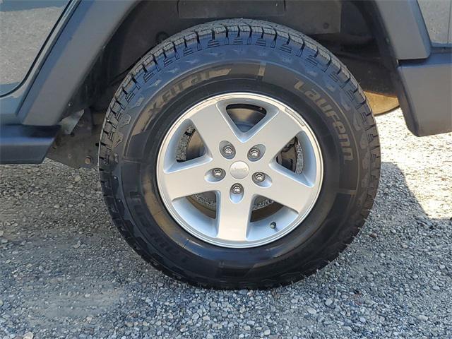 used 2015 Jeep Wrangler Unlimited car, priced at $13,999