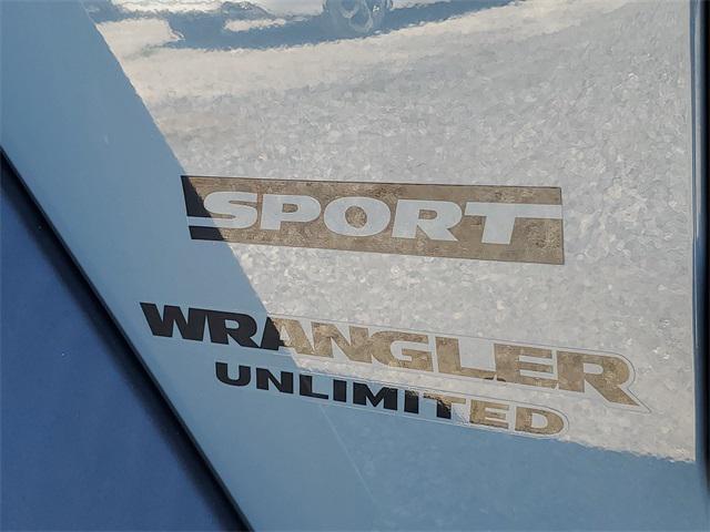 used 2015 Jeep Wrangler Unlimited car, priced at $13,999