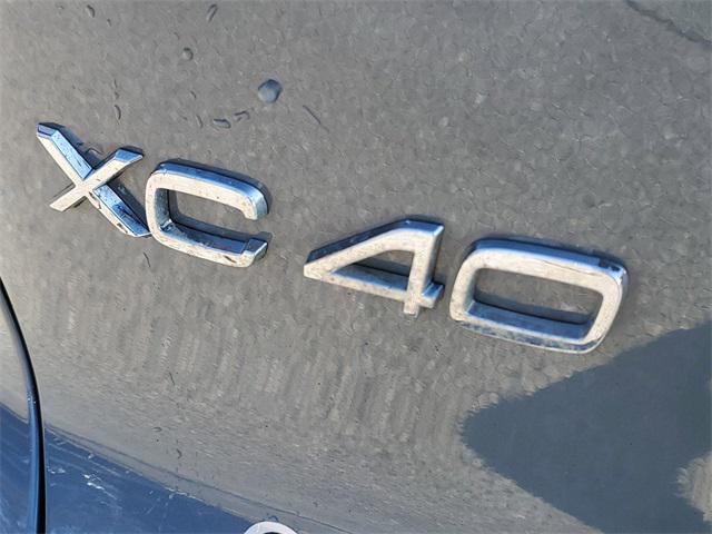 used 2021 Volvo XC40 car, priced at $21,558