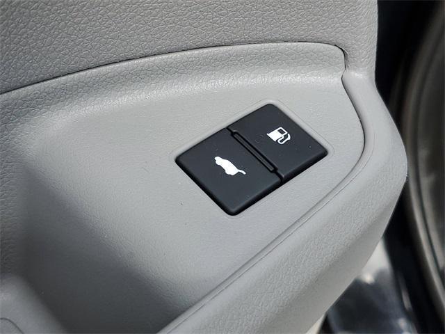 used 2018 Honda Pilot car, priced at $20,295