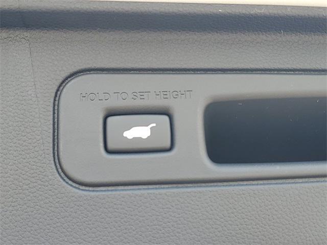 new 2025 Honda Pilot car, priced at $52,753