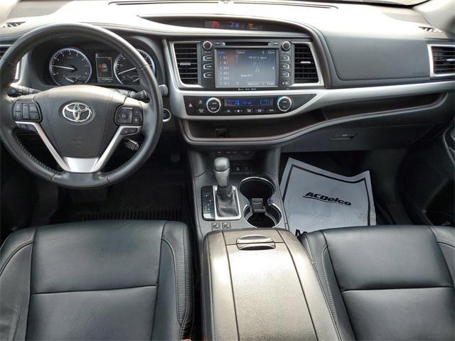 used 2017 Toyota Highlander car, priced at $19,615
