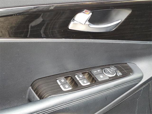 used 2019 Kia Sorento car, priced at $14,550