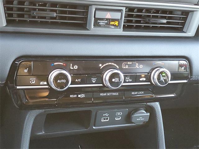 new 2025 Honda Pilot car, priced at $44,795