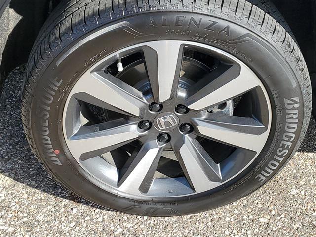 used 2025 Honda Pilot car, priced at $46,500