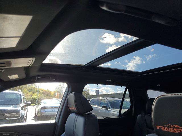 new 2025 Honda Pilot car, priced at $47,933