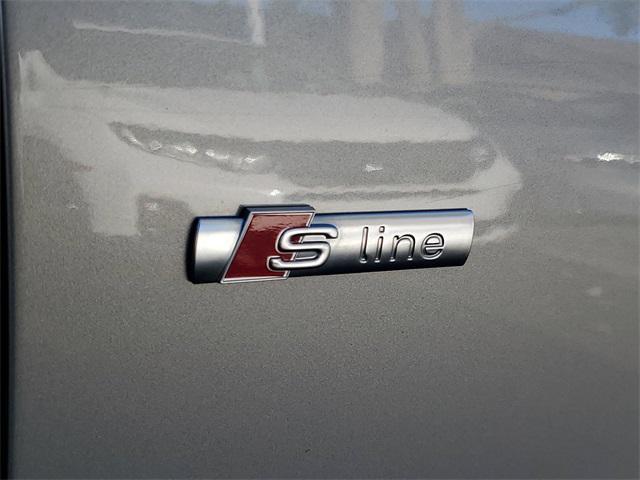 used 2013 Audi Q5 car, priced at $5,750