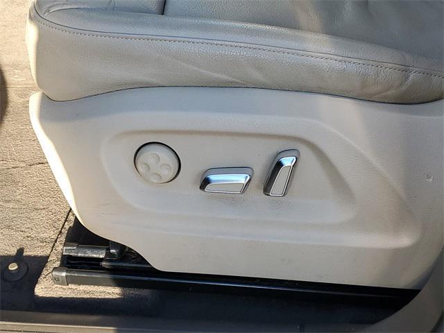 used 2013 Audi Q5 car, priced at $5,750