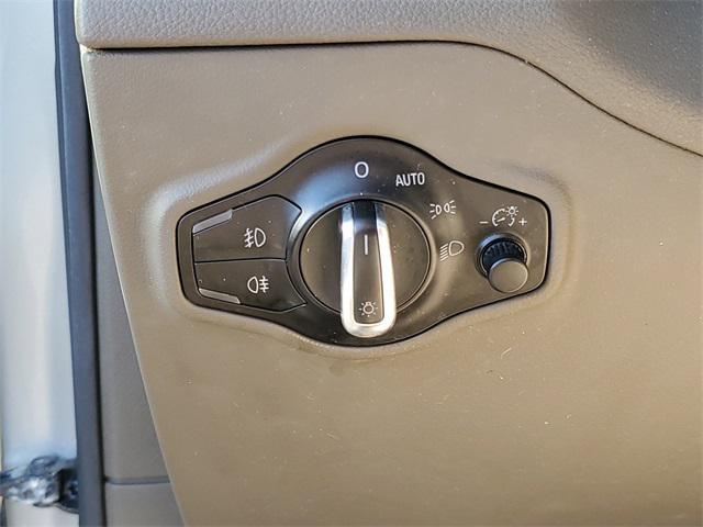 used 2013 Audi Q5 car, priced at $5,750