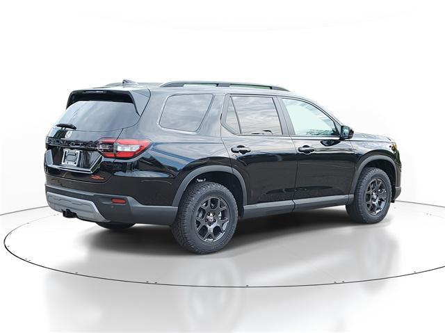 new 2025 Honda Pilot car, priced at $47,888