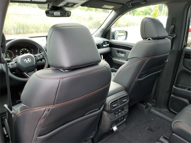 new 2025 Honda Pilot car, priced at $47,888