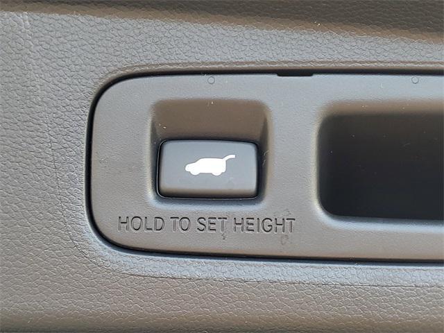 new 2026 Honda CR-V Hybrid car, priced at $40,175