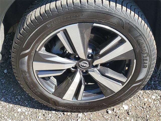 used 2023 Nissan Rogue car, priced at $21,377