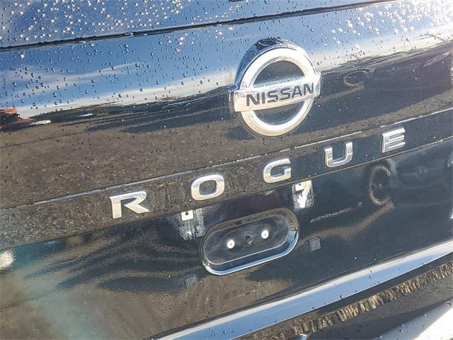 used 2021 Nissan Rogue car, priced at $15,595