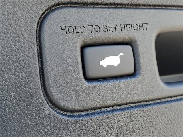 new 2025 Honda Pilot car, priced at $44,750