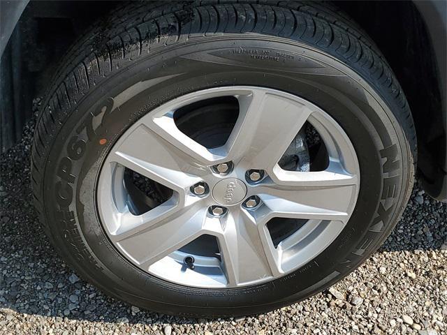 used 2022 Jeep Compass car, priced at $21,130