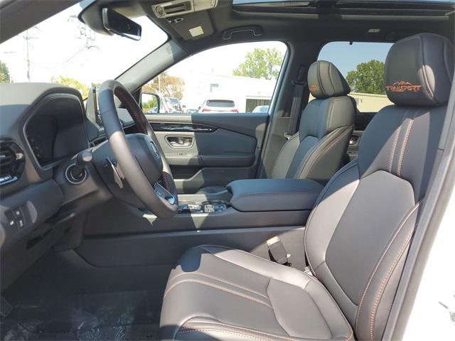 new 2025 Honda Pilot car, priced at $48,314