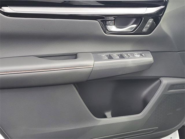 new 2026 Honda CR-V Hybrid car, priced at $42,655