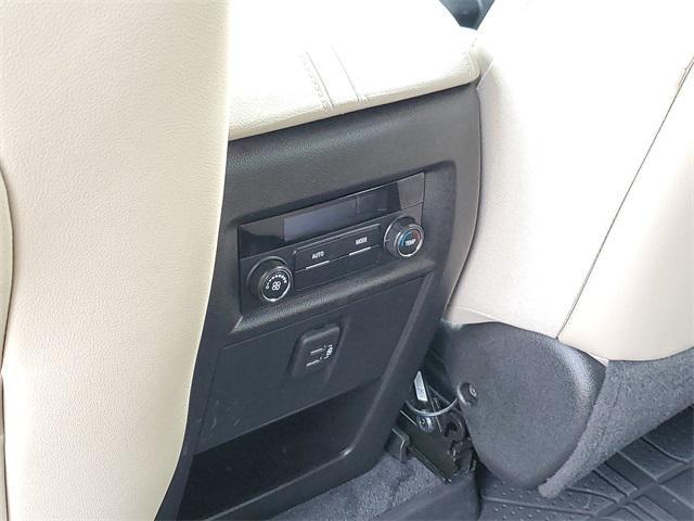 used 2023 Chevrolet Traverse car, priced at $34,452