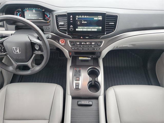 used 2022 Honda Pilot car, priced at $32,000