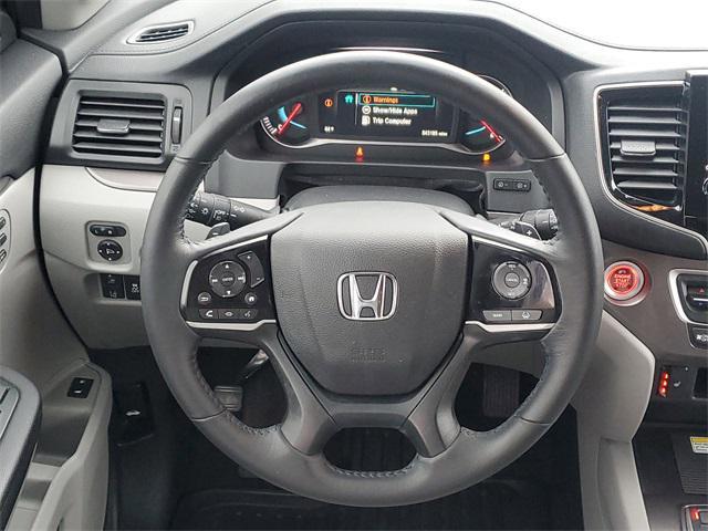 used 2022 Honda Pilot car, priced at $32,000
