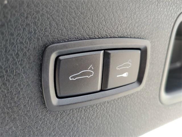 used 2020 Porsche Macan car, priced at $35,512