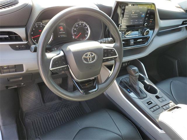 used 2021 Toyota Highlander car, priced at $24,434