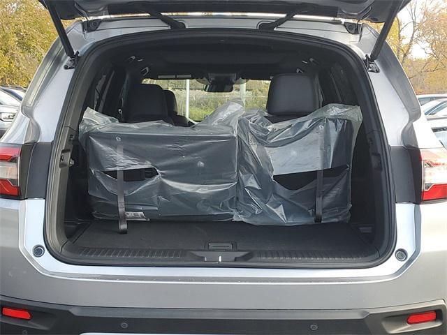 new 2025 Honda Pilot car, priced at $47,933