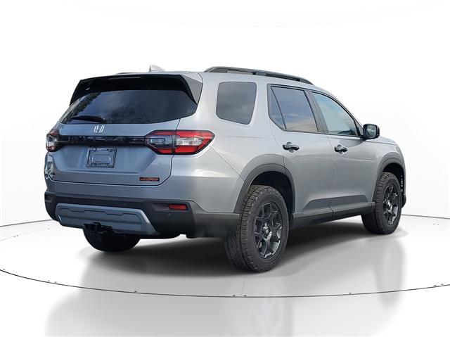 new 2025 Honda Pilot car, priced at $47,933
