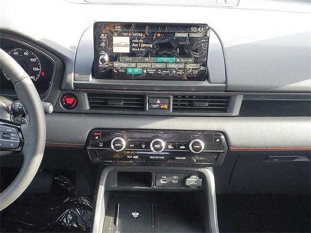 new 2025 Honda Pilot car, priced at $47,933