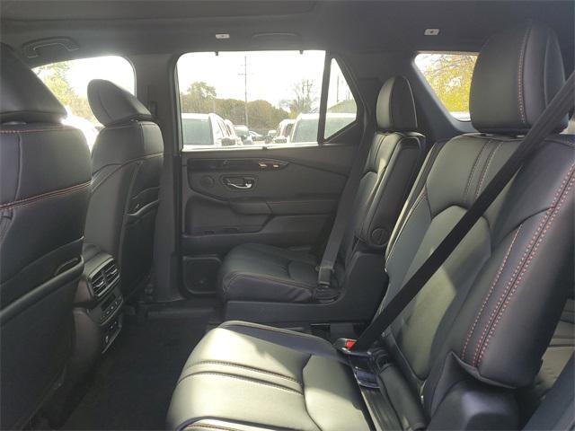 new 2025 Honda Pilot car, priced at $47,933