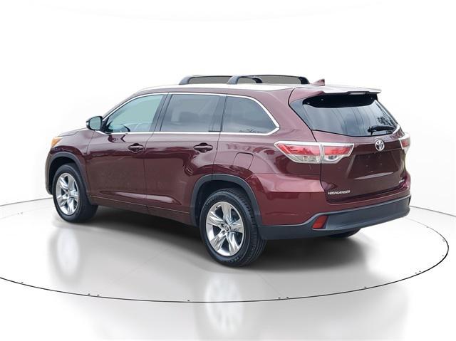 used 2016 Toyota Highlander car, priced at $17,510