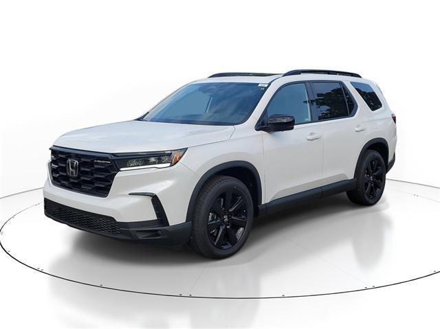 new 2025 Honda Pilot car, priced at $52,753