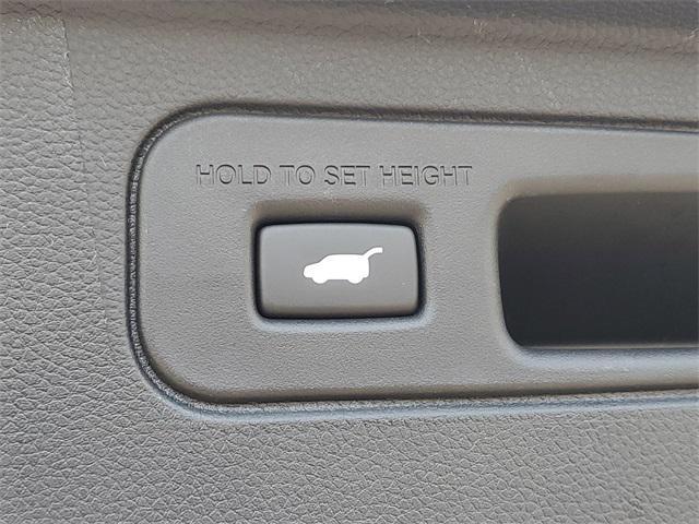 new 2025 Honda Pilot car, priced at $52,753