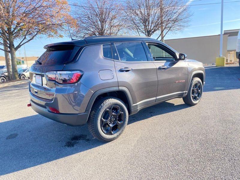 new 2024 Jeep Compass car, priced at $37,109