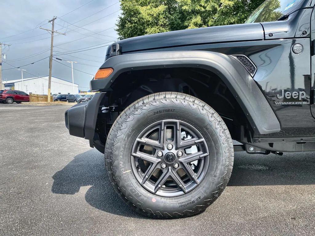 new 2025 Jeep Wrangler car, priced at $41,969