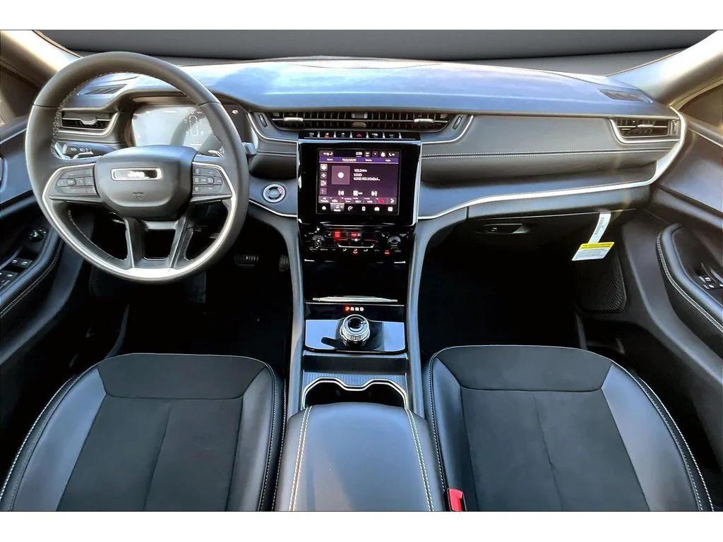 new 2025 Jeep Grand Cherokee L car, priced at $41,484