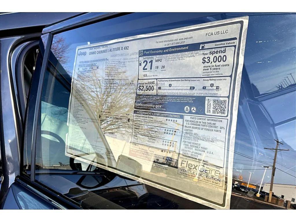 new 2025 Jeep Grand Cherokee L car, priced at $41,484