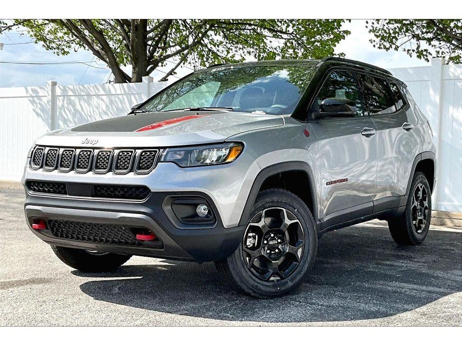 new 2024 Jeep Compass car, priced at $37,109