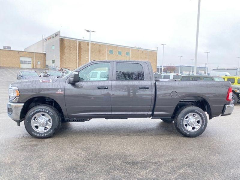 new 2024 Ram 3500 car, priced at $61,655