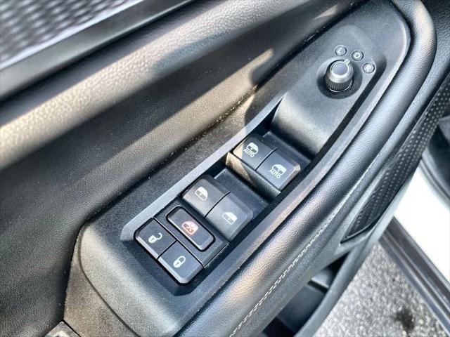 used 2024 Jeep Grand Cherokee L car, priced at $34,900